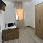 Centro-archimede بيت ضيافة